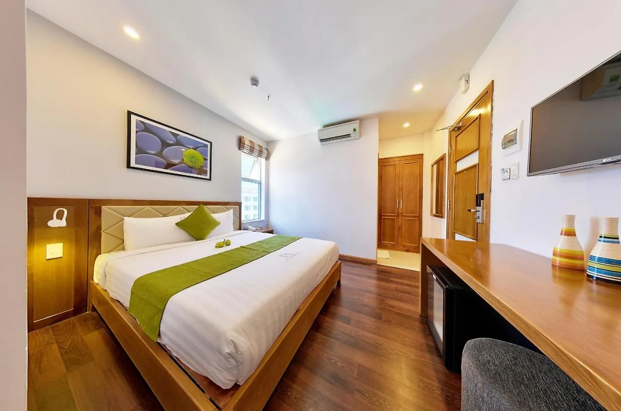 Richico Luxury Apartel Ocean Da Nang 4*,  Vietnam