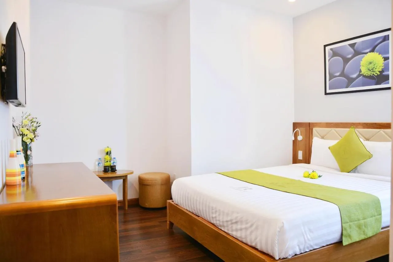 Richico Luxury Apartel Ocean Дананг
