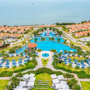 Centara Mirage 5* Mui Ne