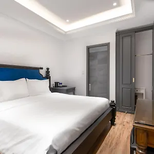Hotel Quang Minh Riverside